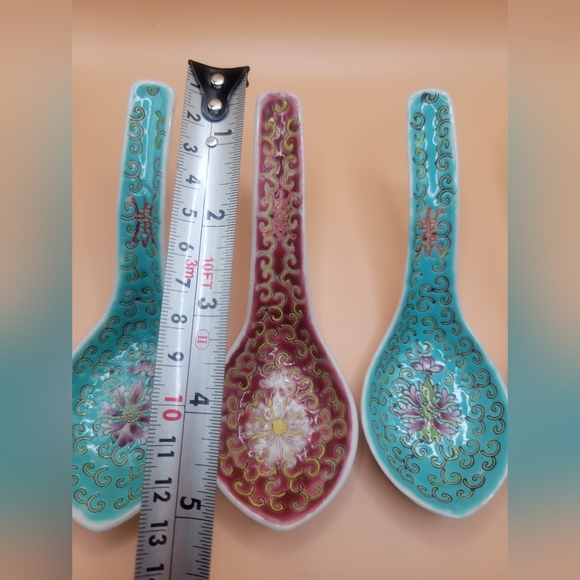 Set of 4 Rose Asian Soup Spoons - Picture 2 of 5